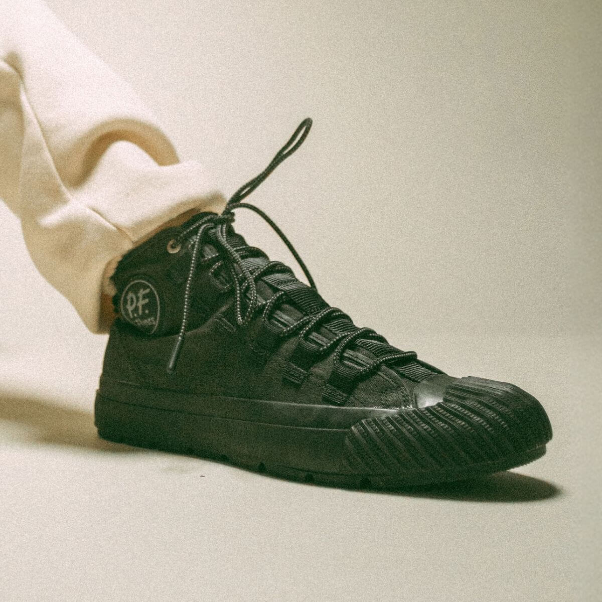 Grounder High-Top Black/Black