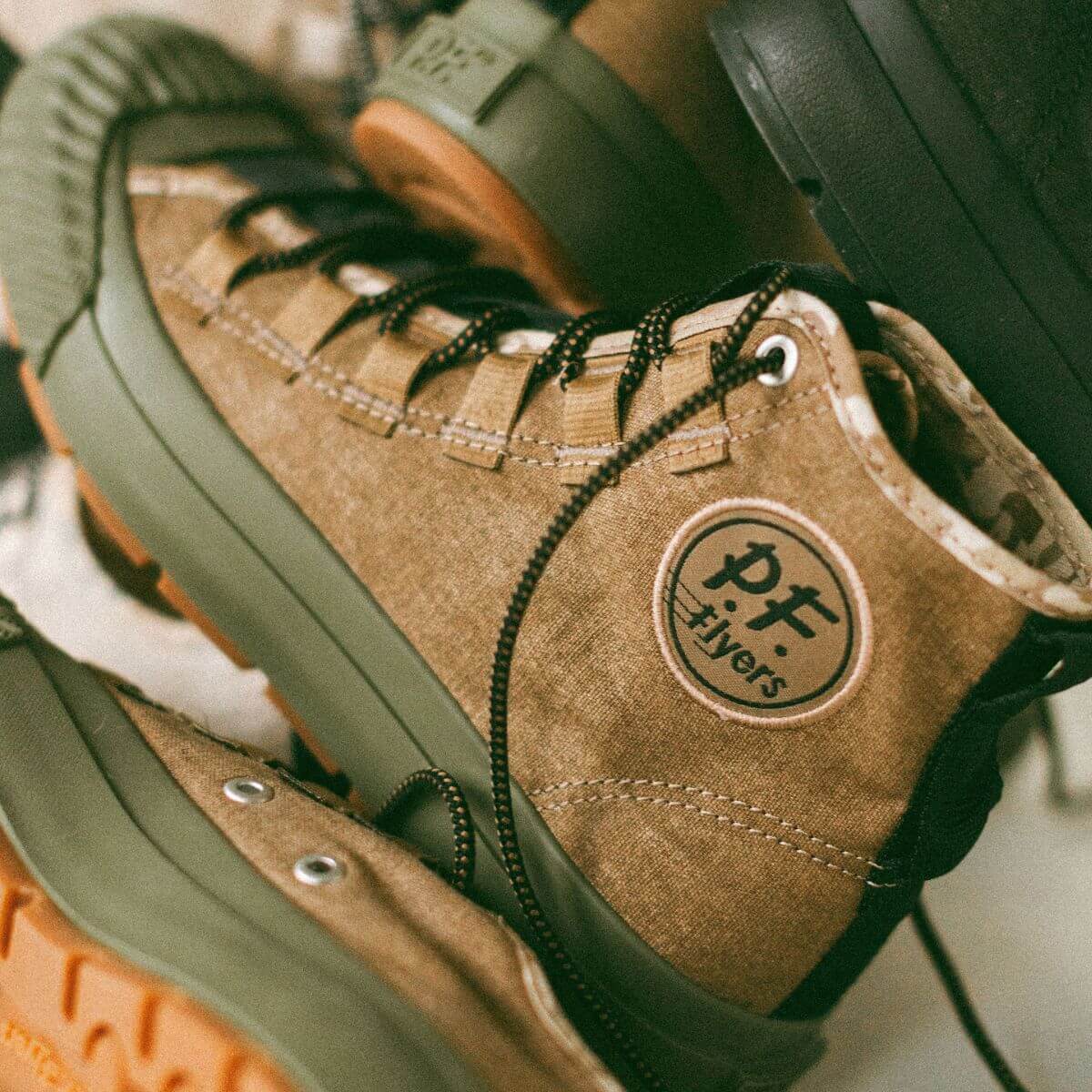 Grounder High-Top Sand/Green
