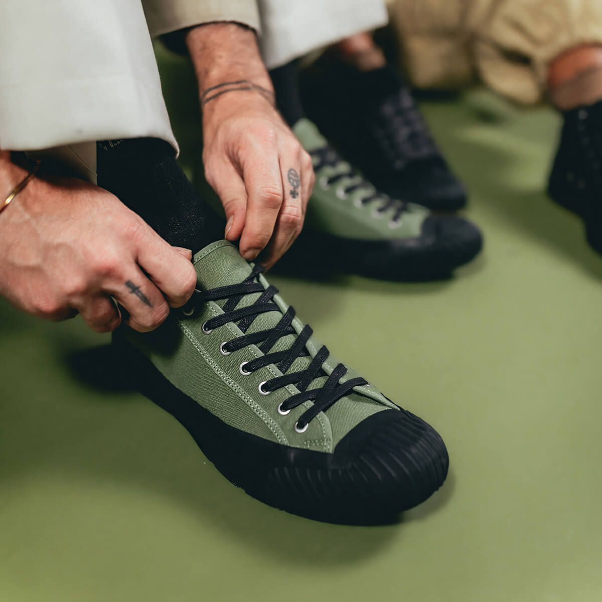 Grounder Low-Top Olive/Black