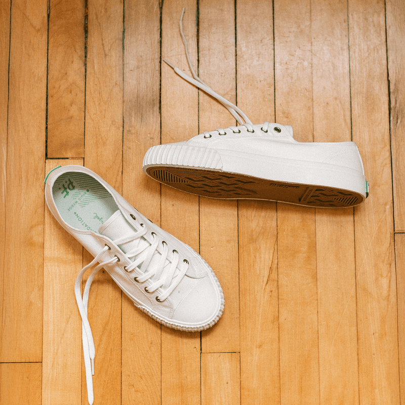 Low-top canvas sneakers