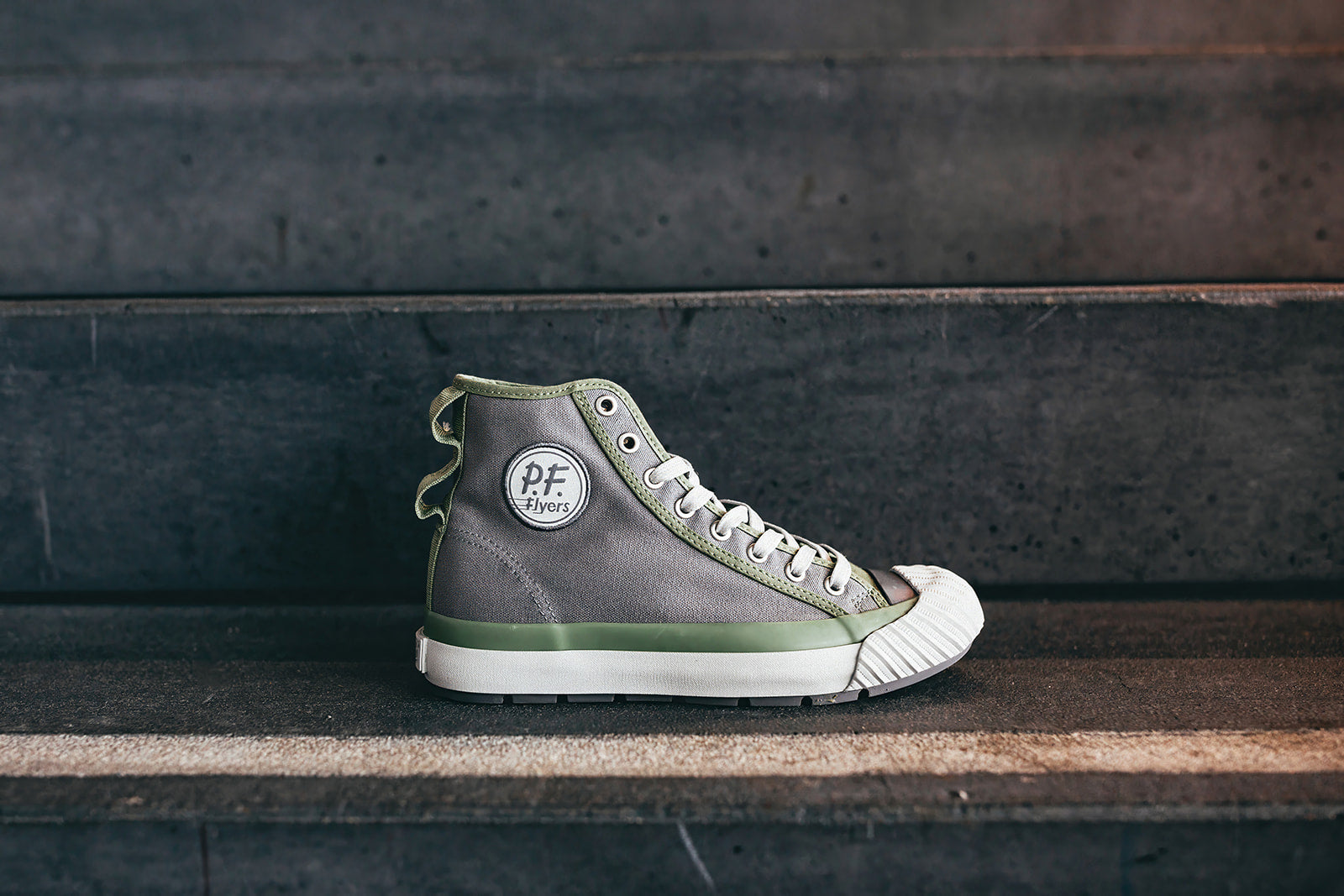 Pf flyers cheap prices top